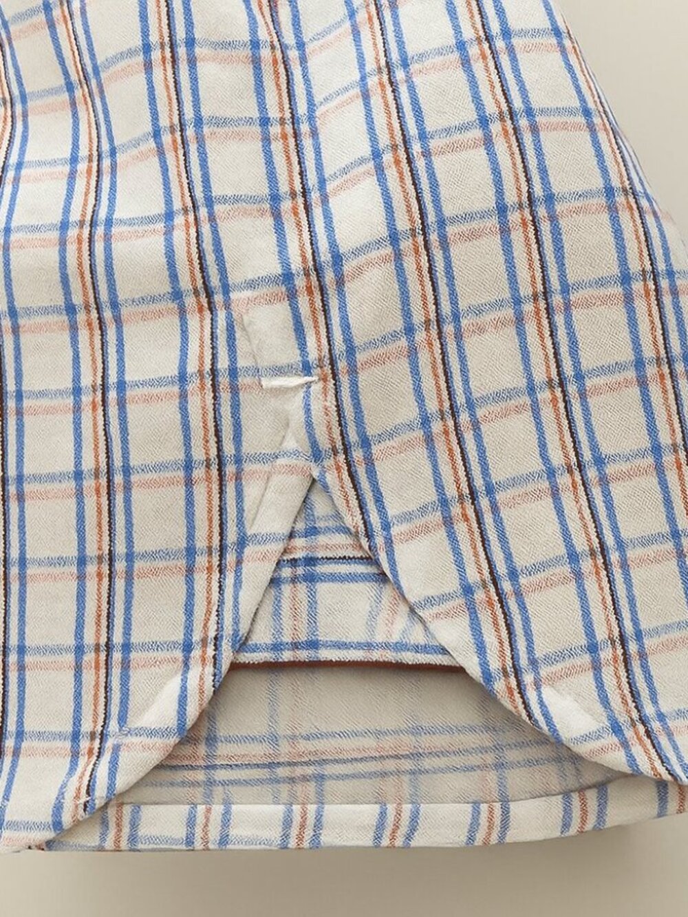 IZOD Shirt - Men's Medium - Blue Revival Plaid Button-Down Short Sleeve - Picture 5 of 5